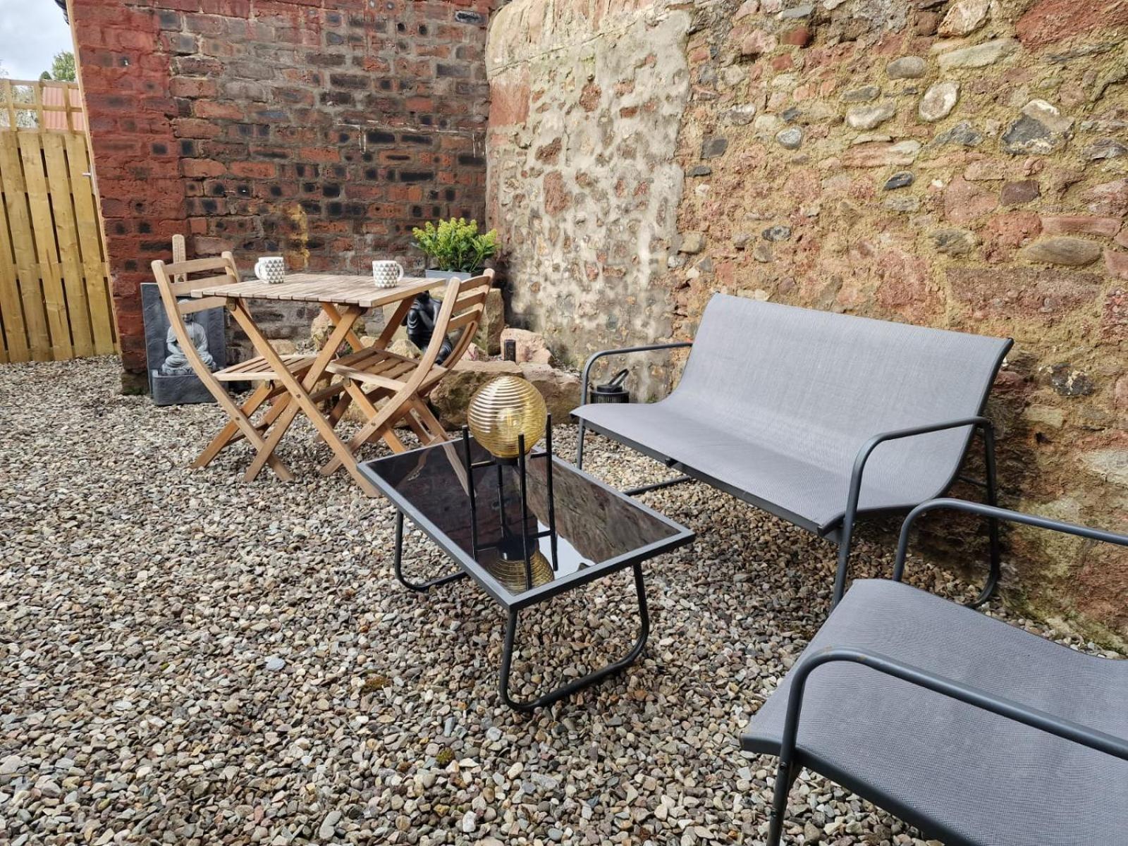 Grange8 Luxury Snug & Courtyard In Blairgowrie Apartment Blairgowrie and Rattray Екстериор снимка